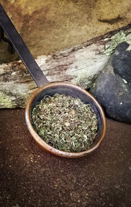Clivers 1kg – A bit in a Bucket